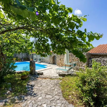 Menta 1 Villa Malinska