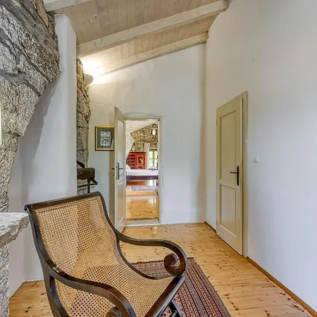 Menta 1 Villa *
