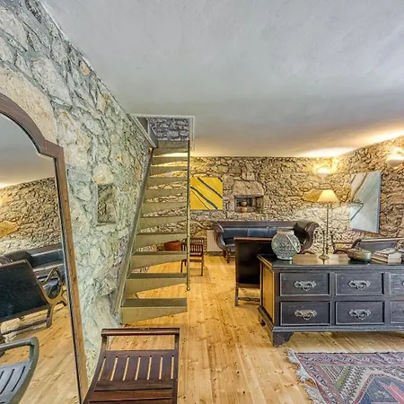 Villa Menta 1 *